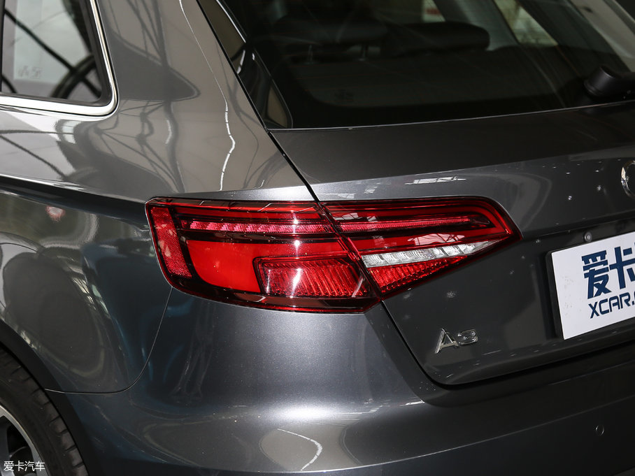 2018WA3 30 Sportback 35 TFSI\