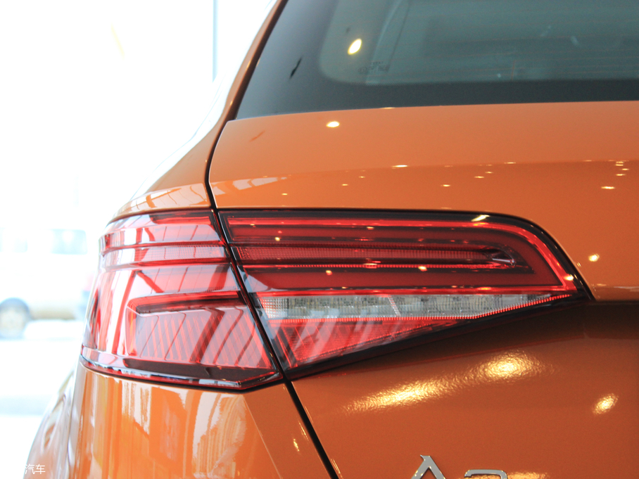 2018WA3 30 Sportback 35 TFSIr