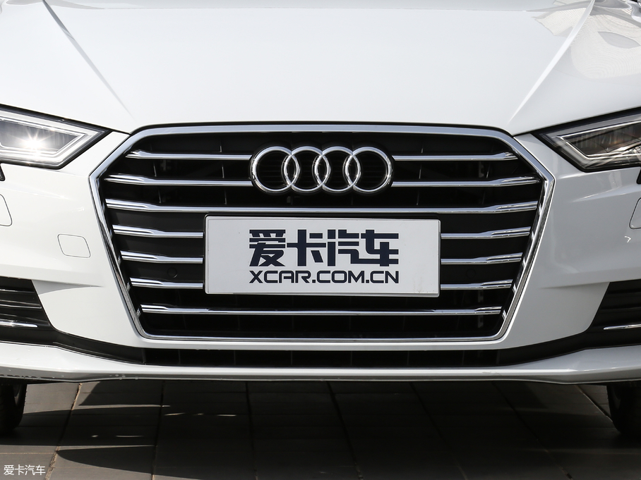 2018WA3 30 Sportback 40 TFSIL