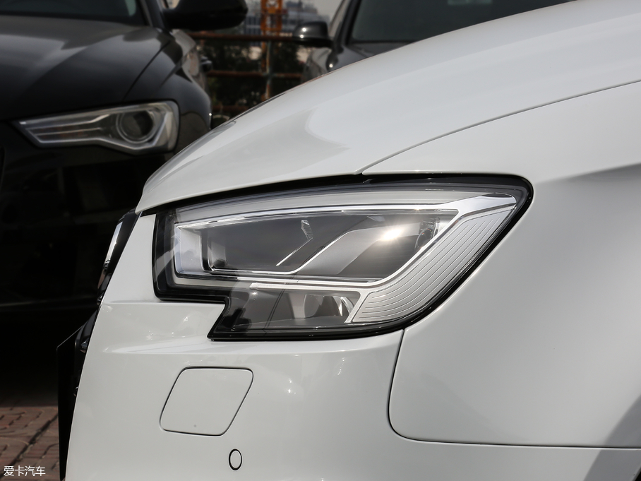 2018WA3 30 Sportback 40 TFSIL(fng)