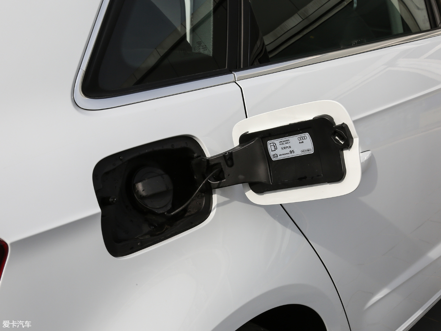 2018WA3 30 Sportback 40 TFSIL