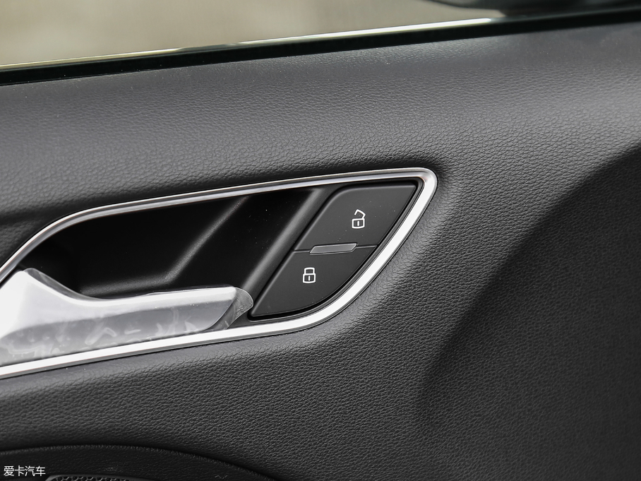 2018WA3 30 Sportback 40 TFSIL