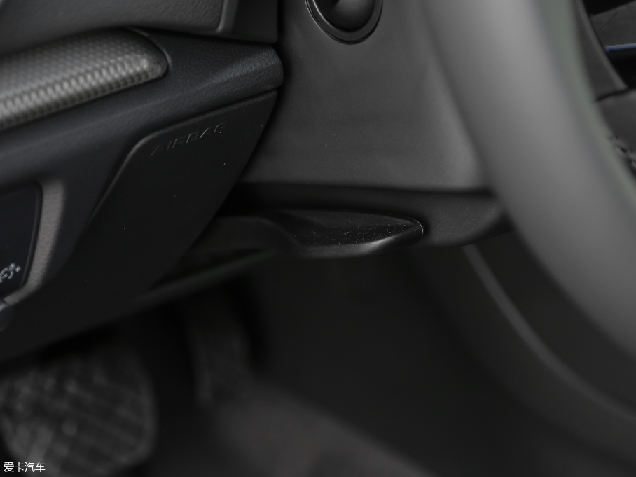 2018?yun)WA3 30 Sportback 40 TFSIL(fng)