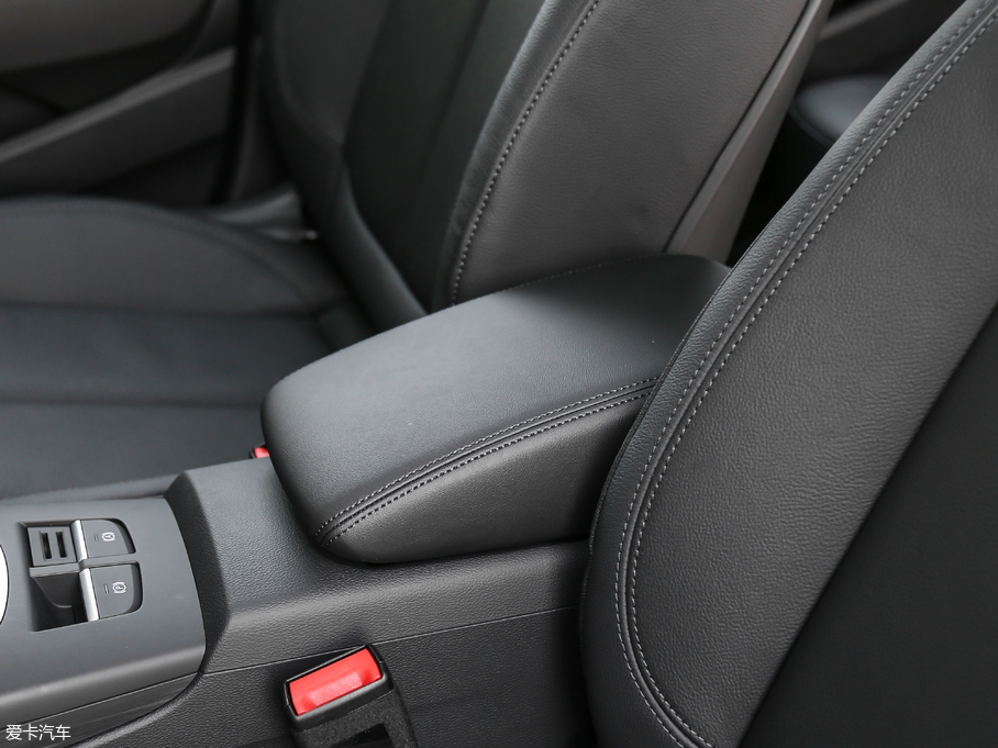 2018WA3 30 Sportback 40 TFSIL