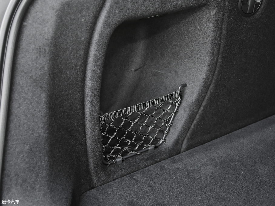 2018WA3 30 Sportback 40 TFSIL(fng)