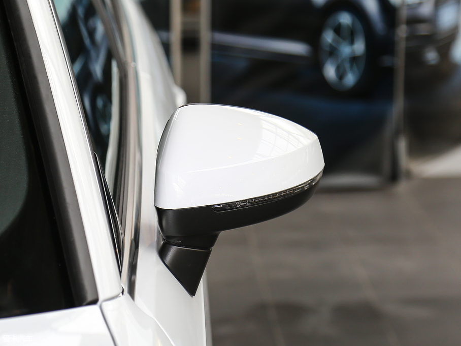 2018?yun)WA3 30 Sportback 40 TFSI\(yn)(dng)