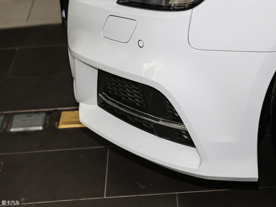 2018WA3 30 Sportback 40 TFSI\