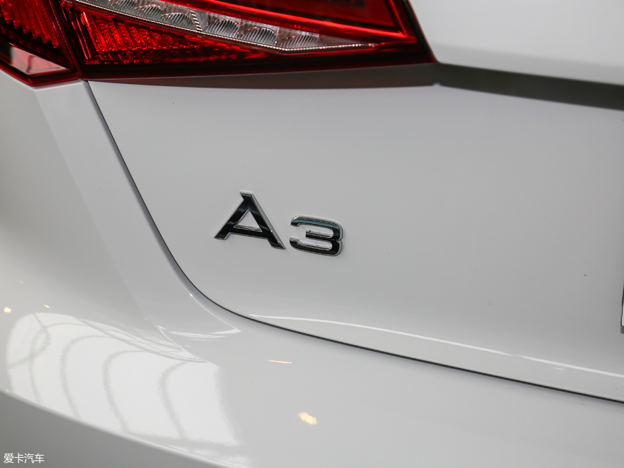 2018?yun)WA3 30 Sportback 40 TFSI\(yn)(dng)