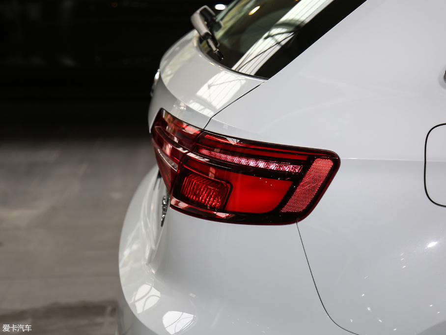 2018��?yu��n)W��A3 30����� Sportback 40 TFSI�\(y��n)��(d��ng)��