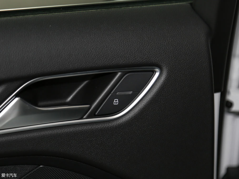 2018?yun)WA3 30 Sportback 40 TFSI\(yn)(dng)