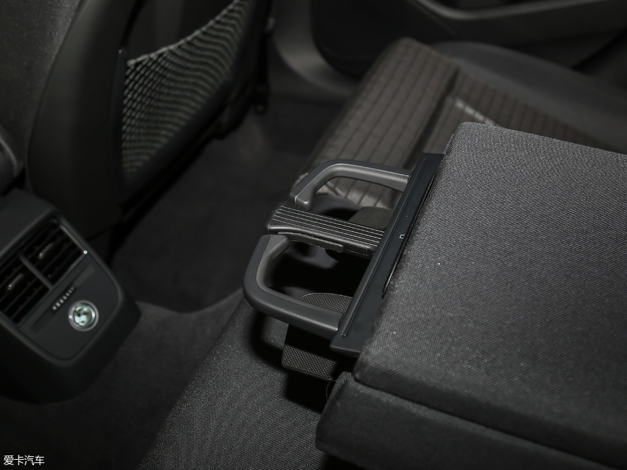 2018WA3 30 Sportback 40 TFSI\