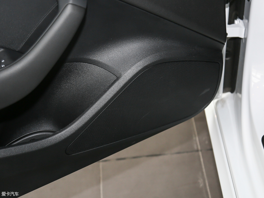 2018?yun)WA3 30 Sportback 40 TFSI\(yn)(dng)