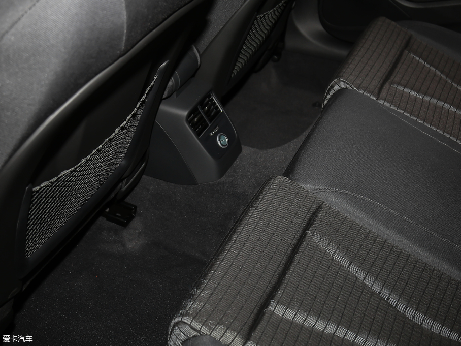 2018WA3 30 Sportback 40 TFSI\