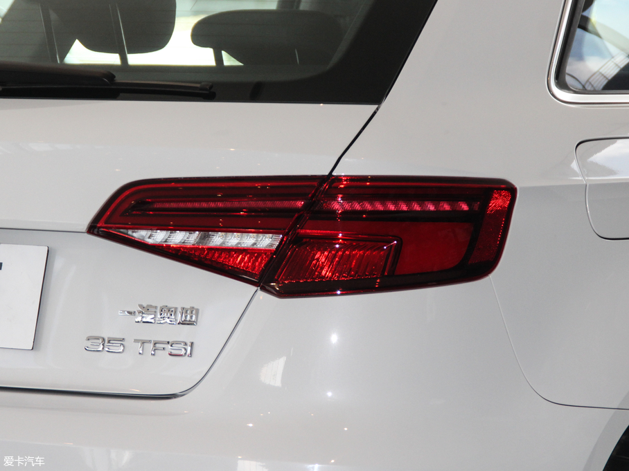 2018WA3 30 Sportback 35 TFSI\