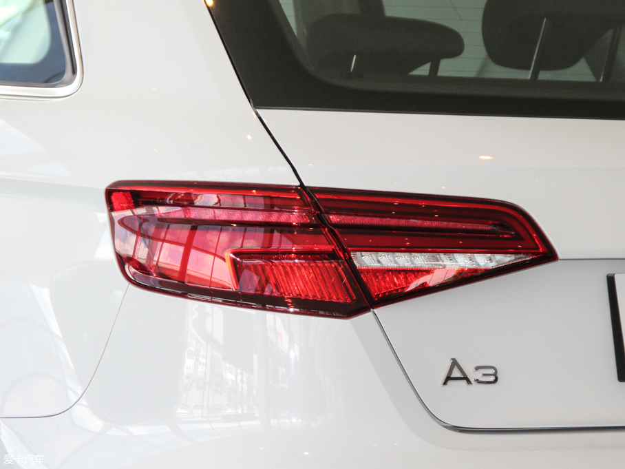 2018WA3 30 Sportback 35 TFSI\