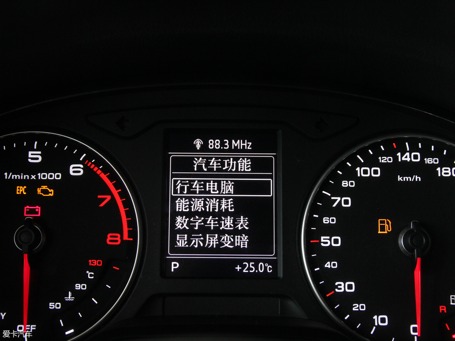 2018��W��A3 30����� Sportback 35 TFSI�\����