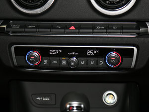 201830 Sportback 35 TFSI\ {{