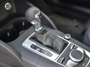 201830 Sportback 35 TFSIMȡ QU