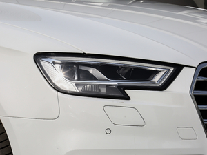 201830 Sportback 40 TFSIL ^