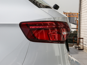 201830 Sportback 40 TFSIL ^