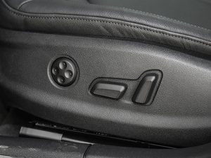 201830 Sportback 40 TFSIL {{