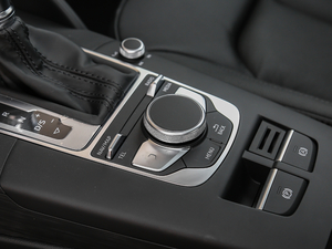 201830 Sportback 40 TFSIL(fng) {(dio)(ji)