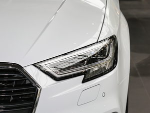 201830 Sportback 40 TFSI\ 