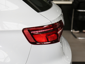 201830 Sportback 40 TFSI\(yn)(dng) (x)(ji)^