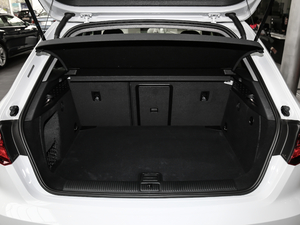 201830 Sportback 40 TFSI\(yn)(dng) g