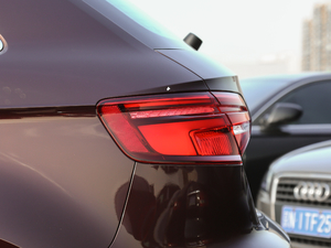 201830 Sportback 35 TFSIL ^