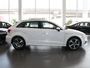 201830 Sportback 35 TFSI\ w^