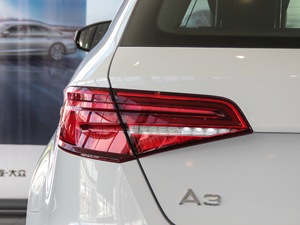 201830 Sportback 35 TFSI\ ^