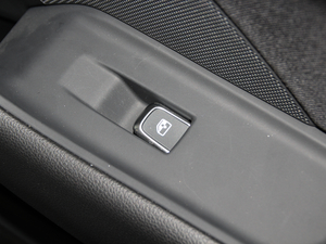 201830 Sportback 35 TFSI\ g