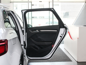 201830 Sportback 35 TFSI\ g