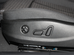 201830 Sportback 35 TFSI\ {{