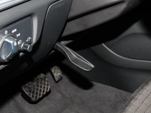 201830 Sportback 35 TFSI\(yn)(dng) g