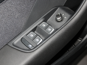 201830 Sportback 35 TFSI\ {܇ƅ^	