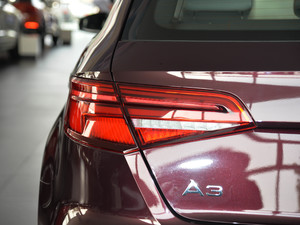 201830 Sportback 35 TFSIr ^