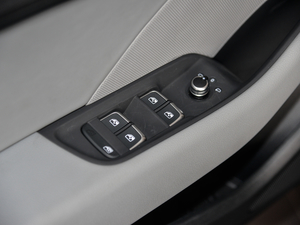 201830 Sportback 35 TFSIr {܇ƅ^	