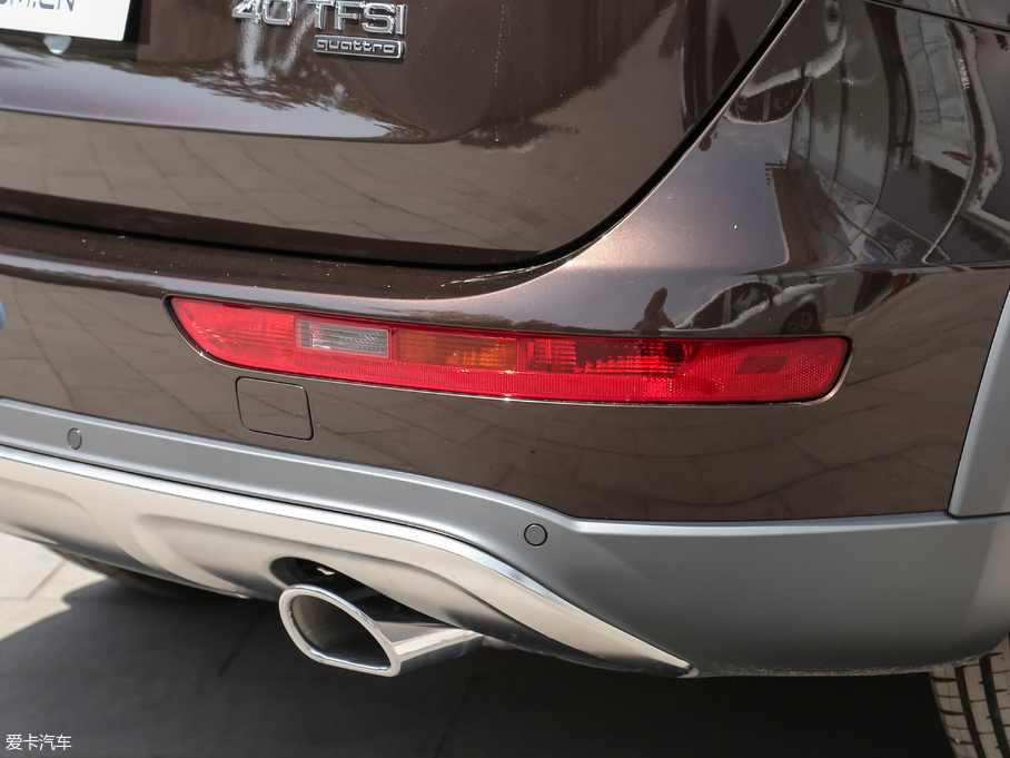 2018WQ5 ذ 40 TFSI g