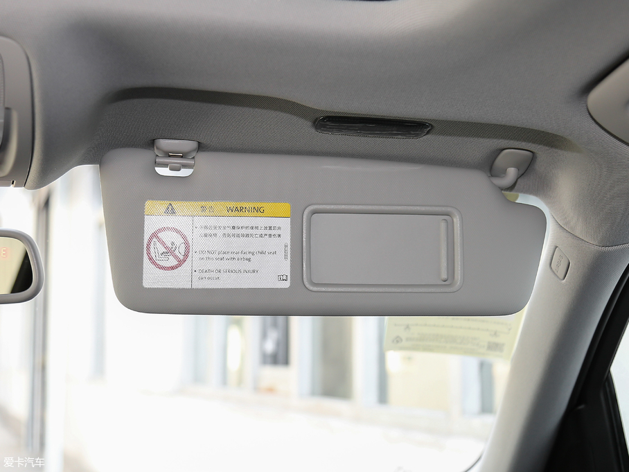 2018WQ5 ذ 40 TFSI g