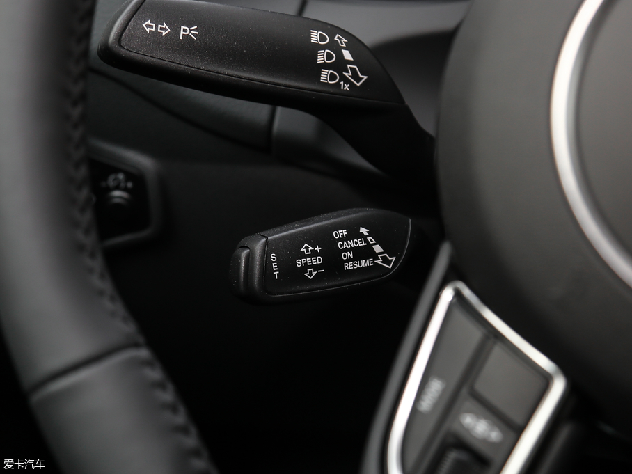 2018WQ5 ذ 40 TFSI g