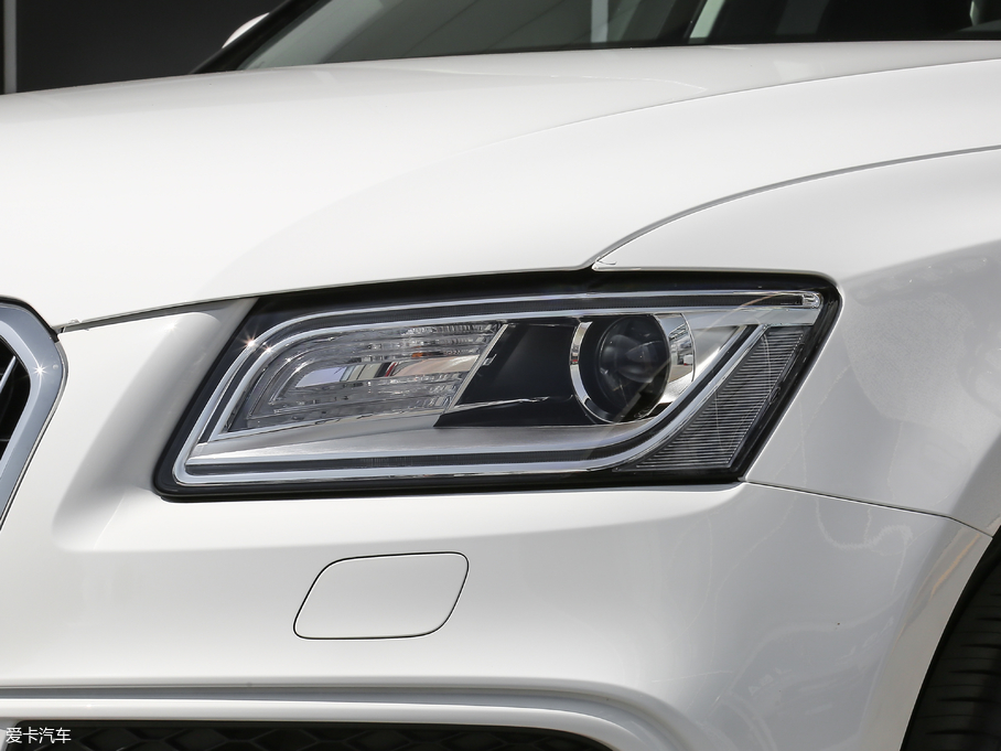 2018WQ5 ذ 40 TFSI Mȡ