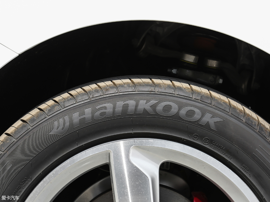 2018WQ5 ذ 40 TFSI M(jn)ȡ