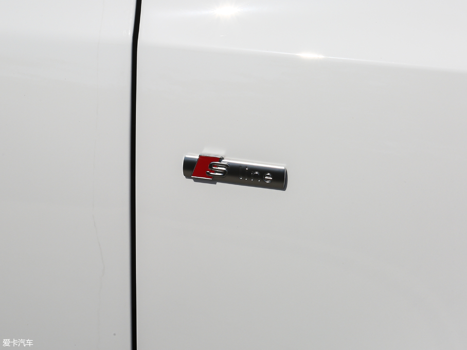 2018?yun)WQ5 ذ 40 TFSI M(jn)ȡ