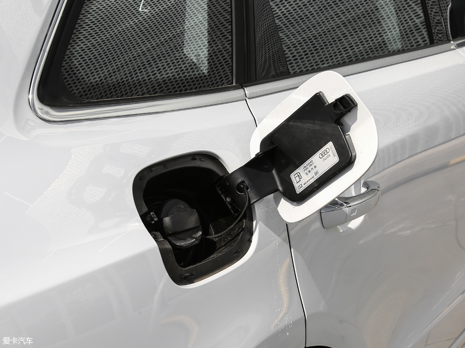 2018WQ5 ذ 40 TFSI Mȡ