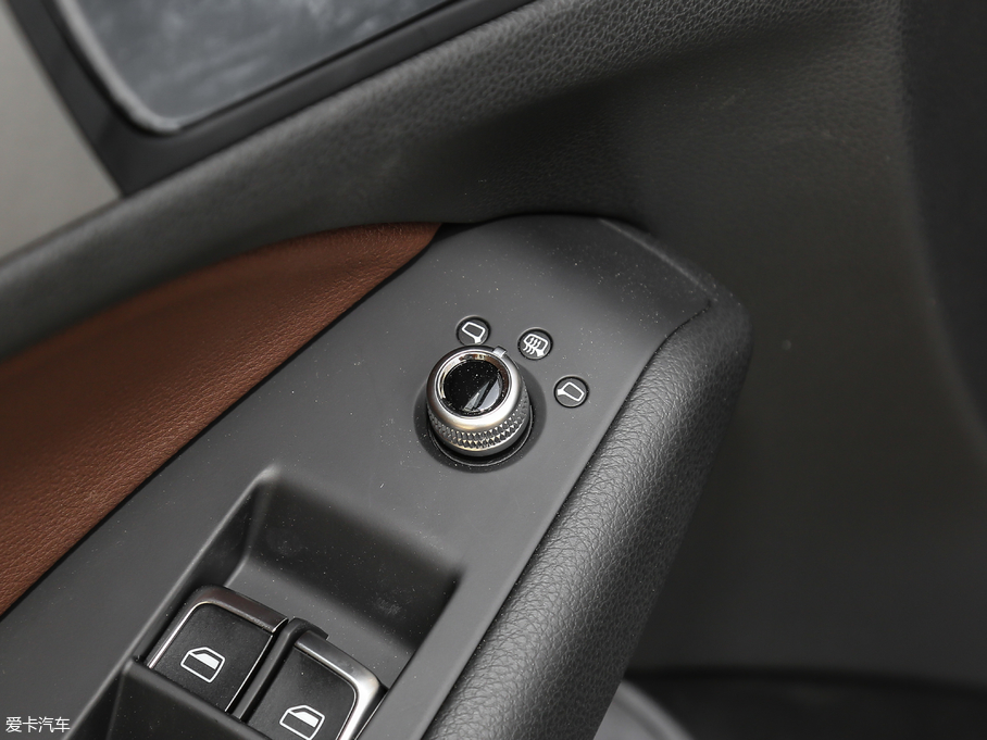 2018WQ5 ذ 40 TFSI Mȡ