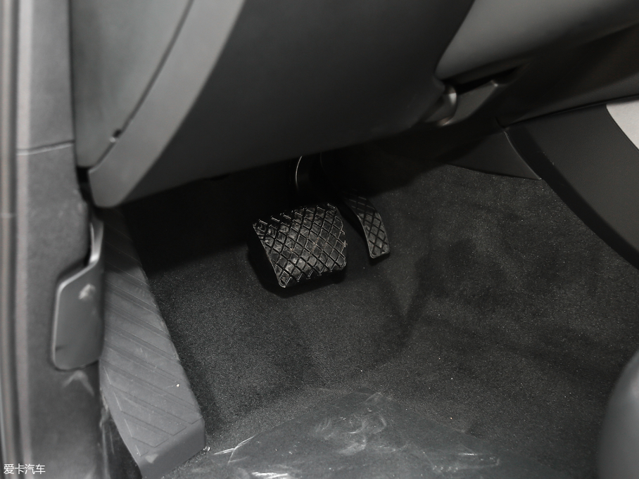 2018WQ5 ذ 40 TFSI Mȡ