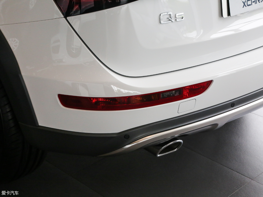 2018WQ5 ذ 40 TFSI g