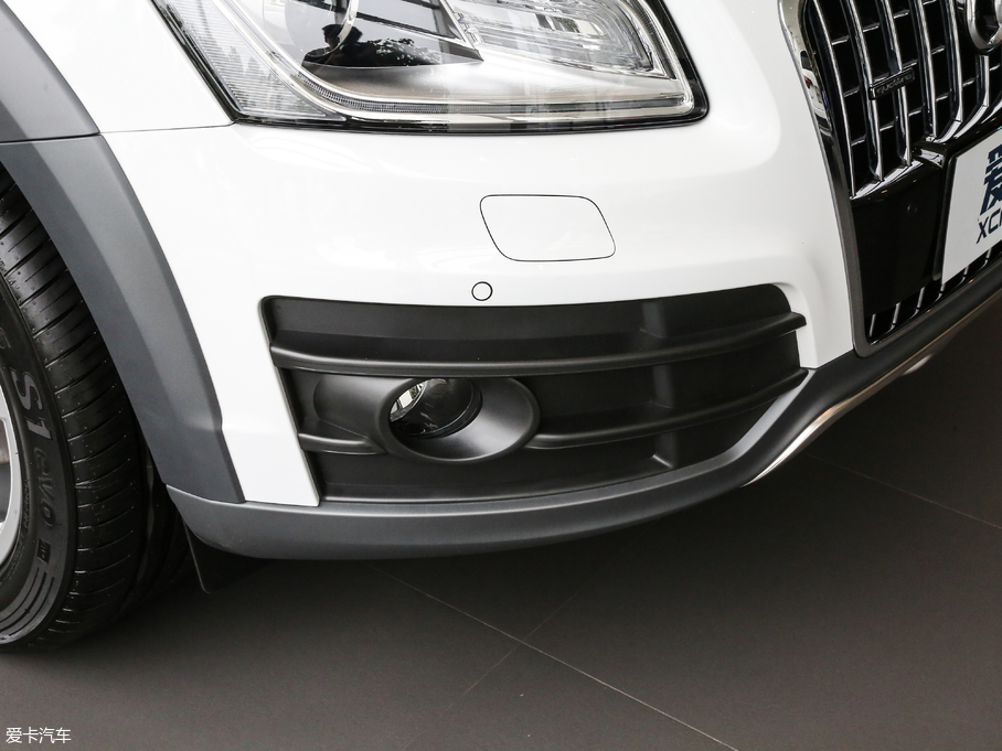 2018WQ5 ذ 40 TFSI g